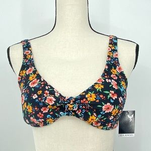 🌺 Floral Bikini Top 🌺 by: SEA ANGEL Size Medium